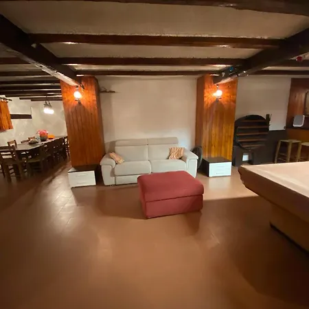 Tavern Apartment Bologna